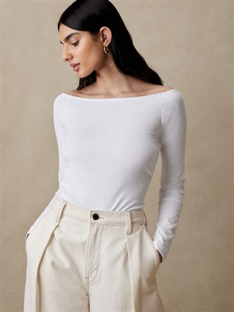 Summer Pear Shape Outfits: 10 Ways to Balance Your Proportions